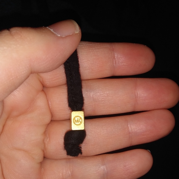 🔴 SALE Michael Kors Black Tee with Drawstring Sleeves - Picture 4 of 8